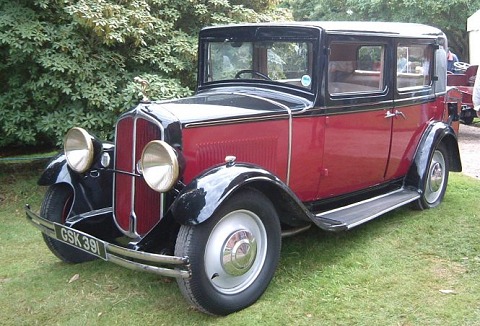 Link to the Eglinton Classic Car Club website