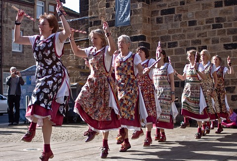 Link to the Belfagan Women's Morris website