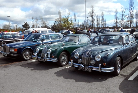 Link to the Banbridge Old Vehicle Club website