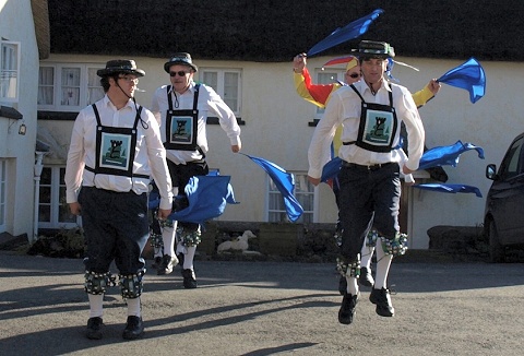 Link to the Plymouth Morris Men website