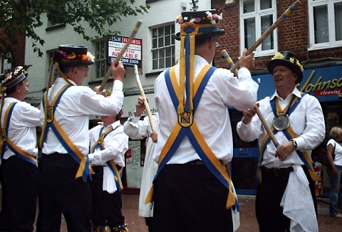 Link to the Yateley Morris Men website