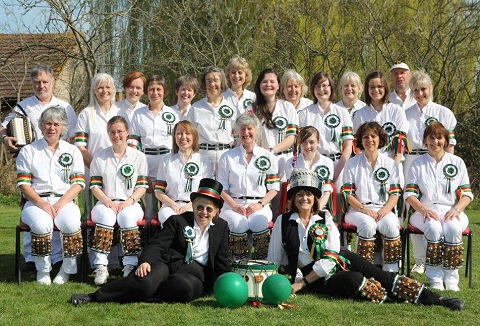 Link to the Windsor Morris Dancers website