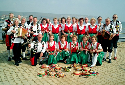 Link to the Dorset Buttons Morris website