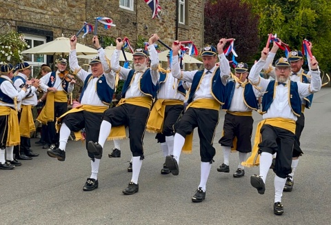 Link to the Royal Preston Morris Dancers website