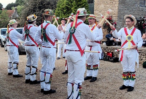 Link to the Bathampton Morris Men website