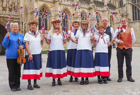 Link to the England's Glory Ladies Morris website