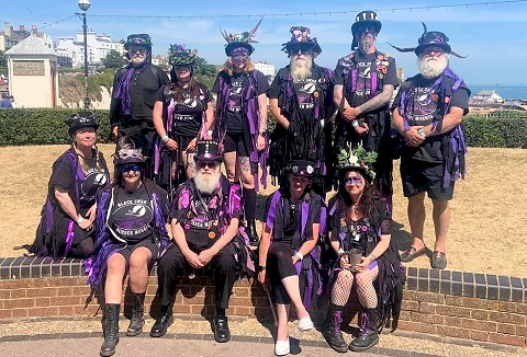 Link to the Black Swan Border Morris website