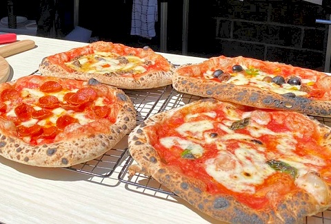 Link to the Scottish Pizza Co. website Link to the Scottish Pizza Co. website