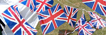 Party Product Shop - Banners and Bunting for Street Parties Link to www.aerosuperbatics.com