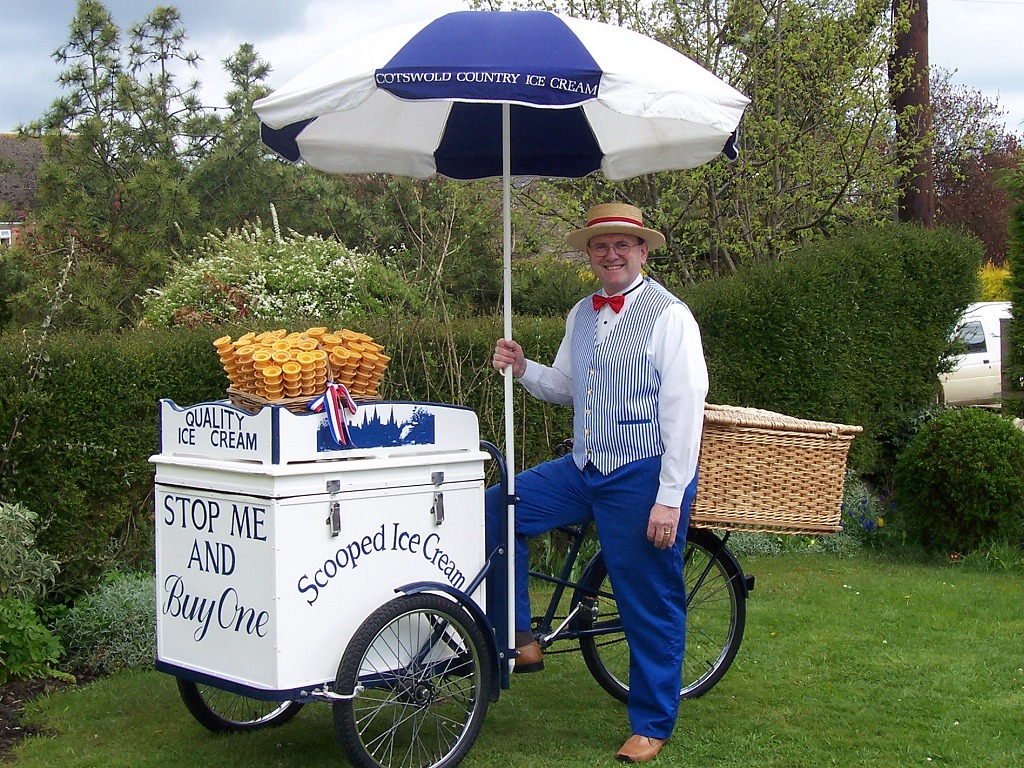 Cotswold Hills Ice Cream - All Events Covered with Traditional Ice Cream Tricycles