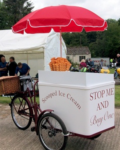 Cotswold Hills Ice Cream - All Events Covered with Traditional Ice Cream Tricycles